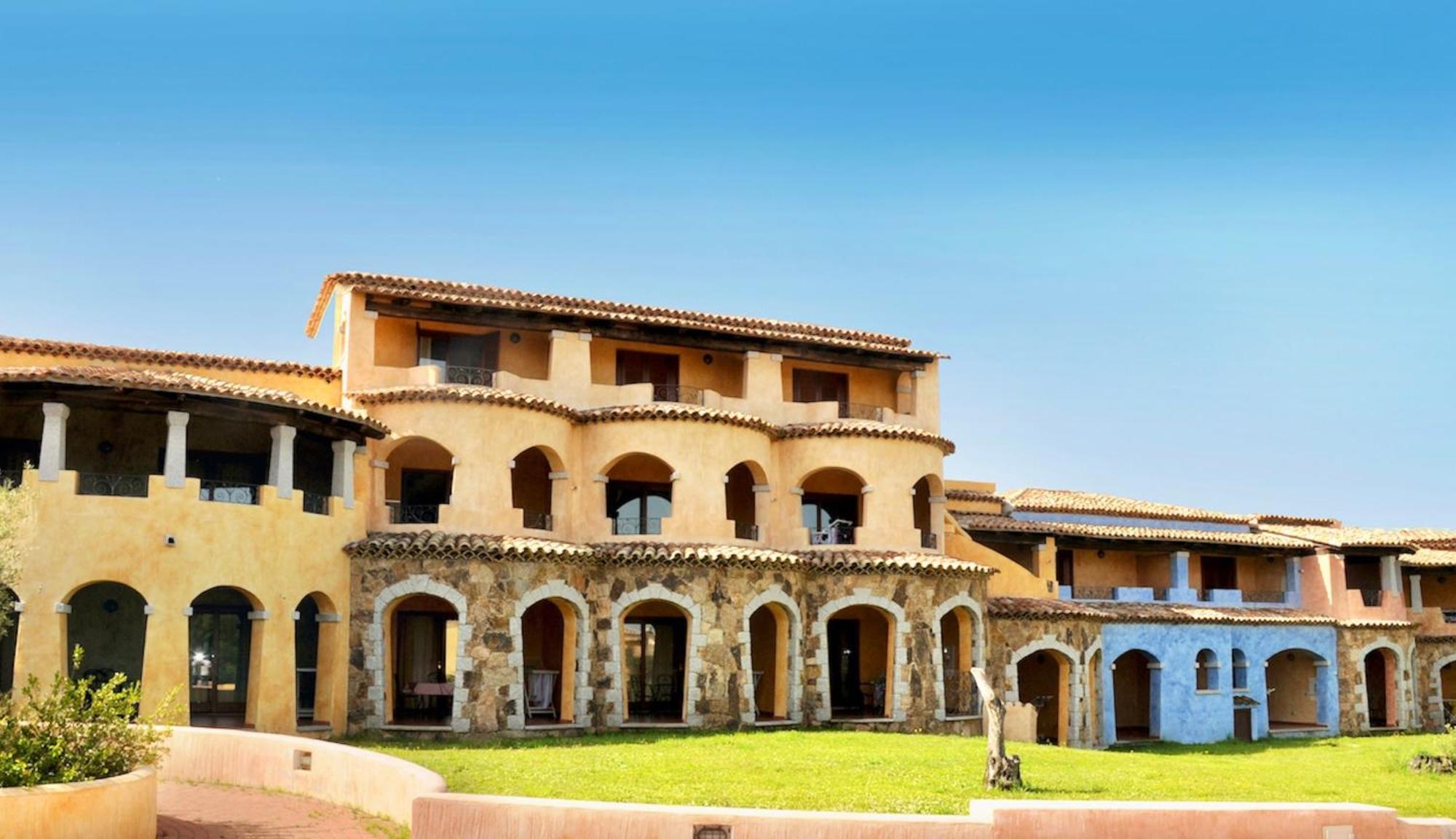 Residence With Private Beach In Marinella Marinella  Kültér fotó